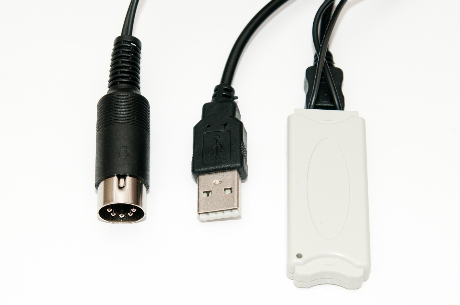 Adaptador Micro USB - USB OTG — 330ohms